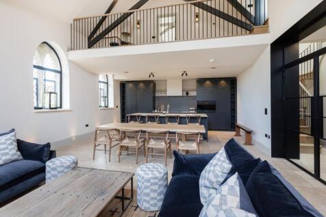 Open Plan Kitchen Living Area