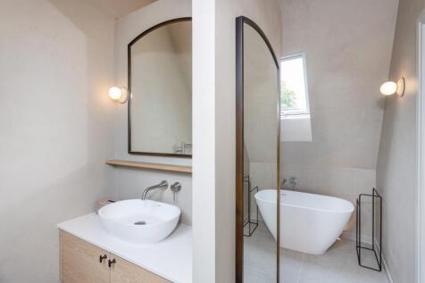 Bedroom 2 En Suite