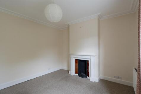 77 Woodstock Road-05481