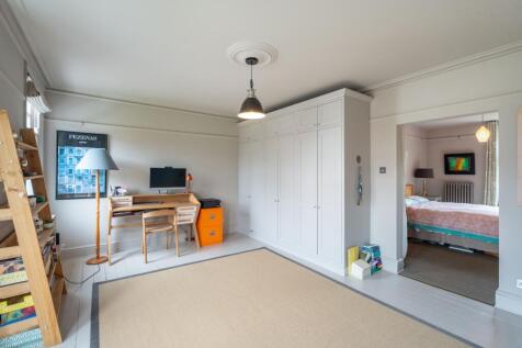 24 Lonsdale Road-04753