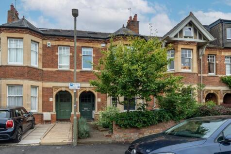 24 Lonsdale Road-05183