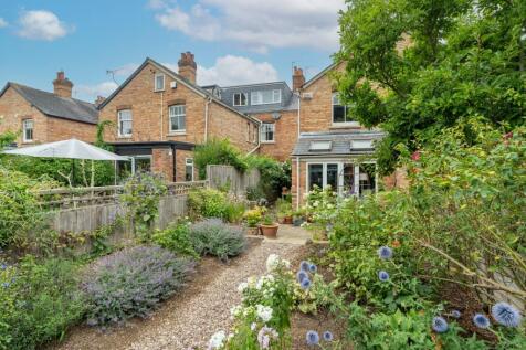 24 Lonsdale Road-05104