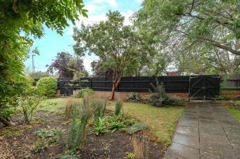 Communal Gardens 