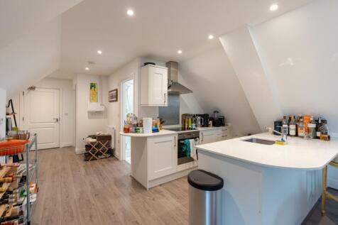 Kitchen living area 