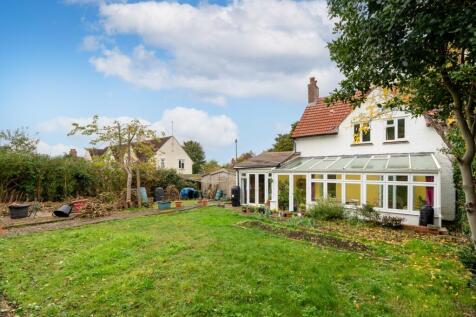 11 Churchill Place--4