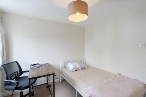 Single bedroom 