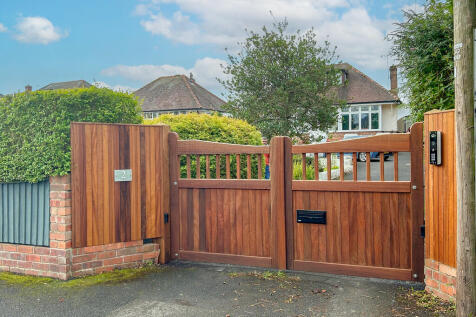 Entrance gates