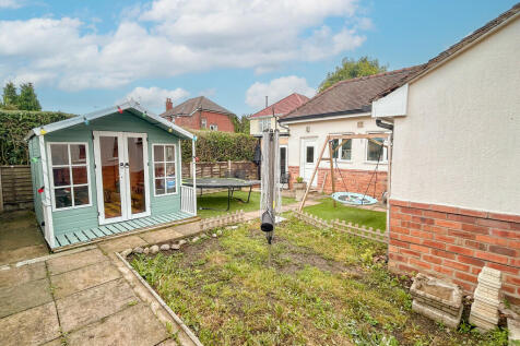 Rear garden - sum...