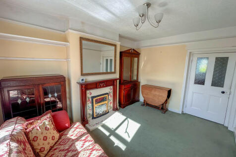 lounge 2