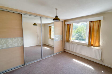 bedroom 1- 1