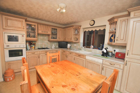 Kitchen2_edited