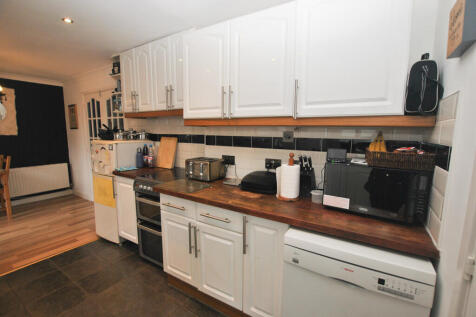 Kitchen2_edited