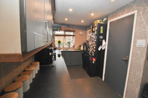 Kitchen2_edited