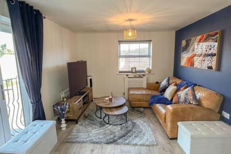 living area 2