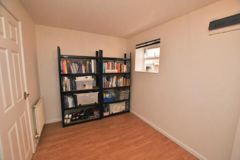 Garage Room_edite...