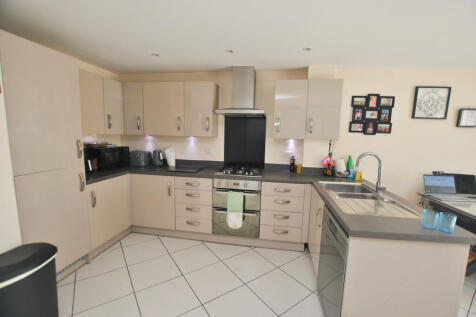 Kitchen_edited