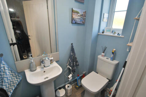 Cloakroom_edited