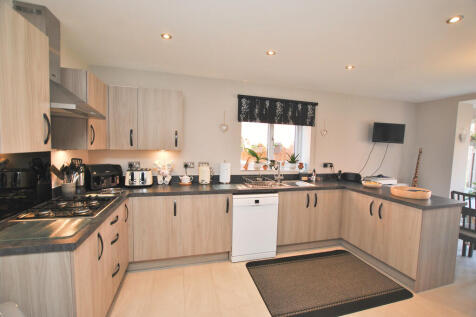 Kitchen_edited