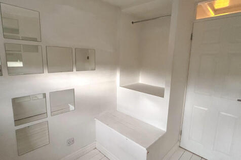 bedroom 3-2