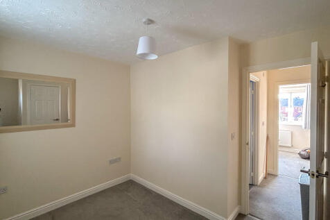 bedroom 2-3