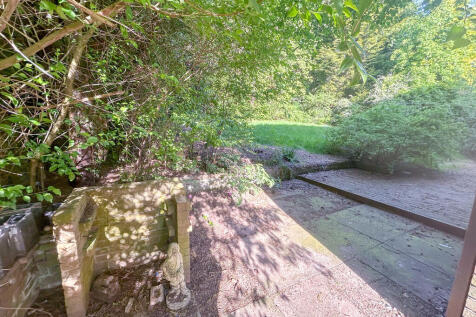garden bbq area