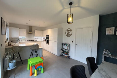 kitchen diner 2
