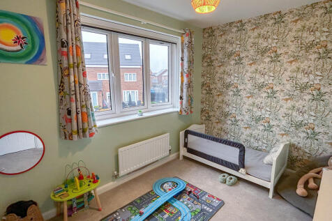 bedroom 3-1