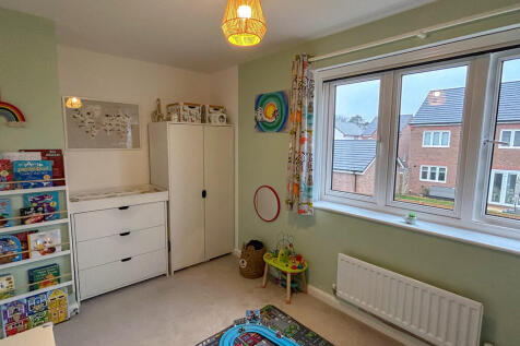 bedroom 3-2