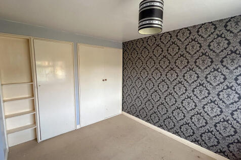 bedroom 2-2