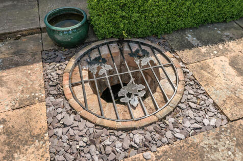 courtyard well