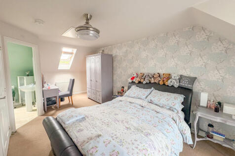 master bedroom 1