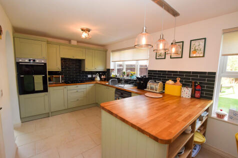 Kitchen_edited