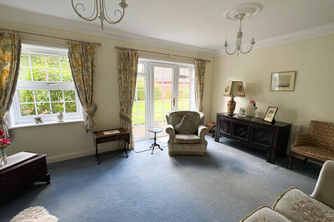 lounge 2
