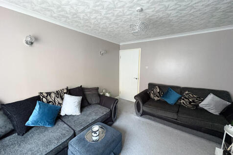 lounge 2
