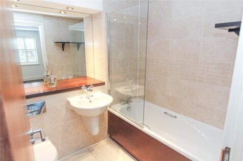 Bathroom/ Shower Rm