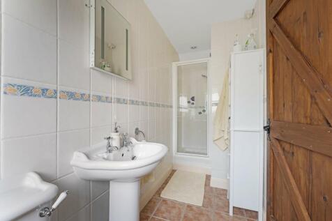 Bed 2 En-Suite