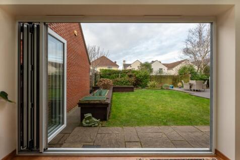 Kitchen Bi-Folds