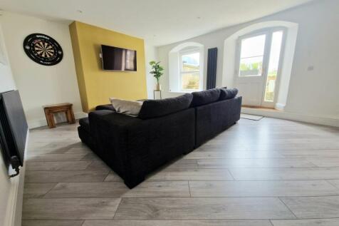 Ground Floor Lounge