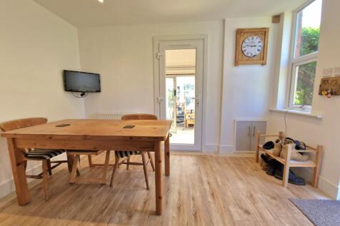 Breakfast Room