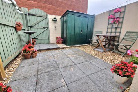 Courtyard Garden