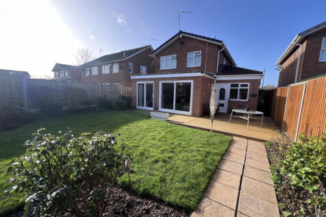 Ashdown Close, Ernesford Grange, Coventry, CV3 2P