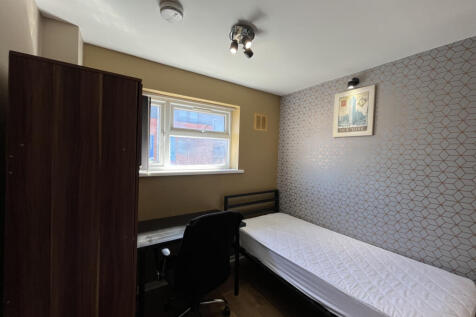 1st Floor Bedroom 2