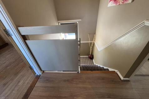 1st Floor Landing