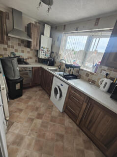 Shirlett Close