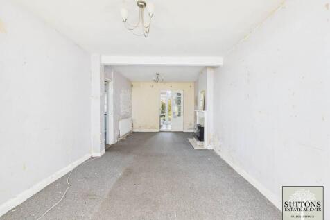 3 Bedroom Terraced for Sale