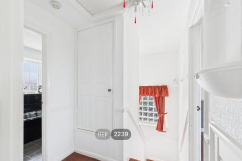 Hallway &amp; Landing