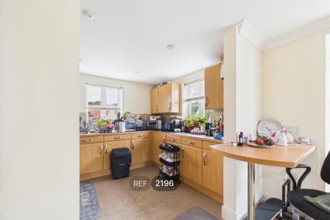 Kitchen &amp; Living area