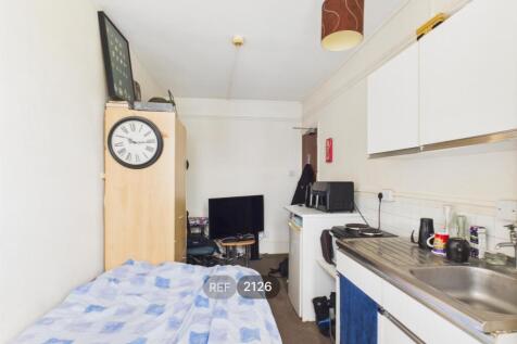 Kitchen/Living area