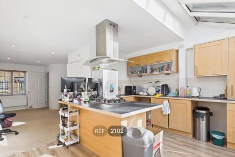 Kitchen / Living area