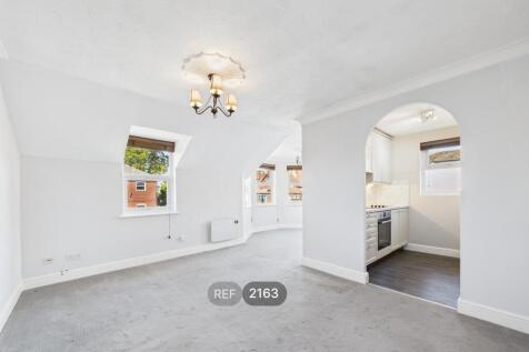 Living/Dining area